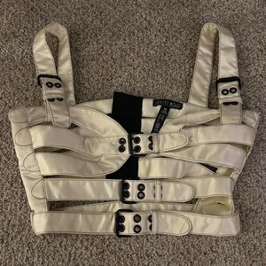 Current Mood
Ivory Divided Attention Harness Top Medium